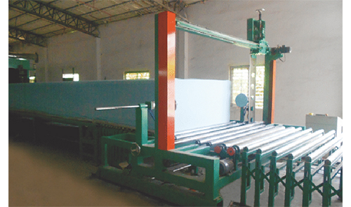 XCD-2400A 橫式泡綿裁斷機(jī)